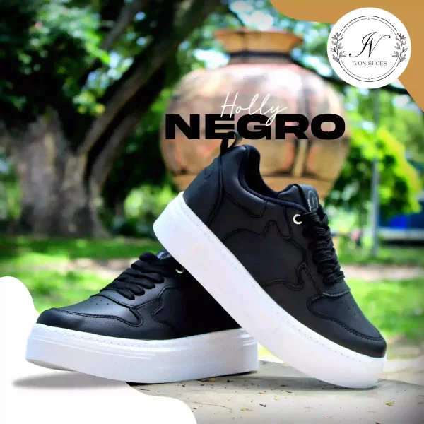 HOLLY NEGRO